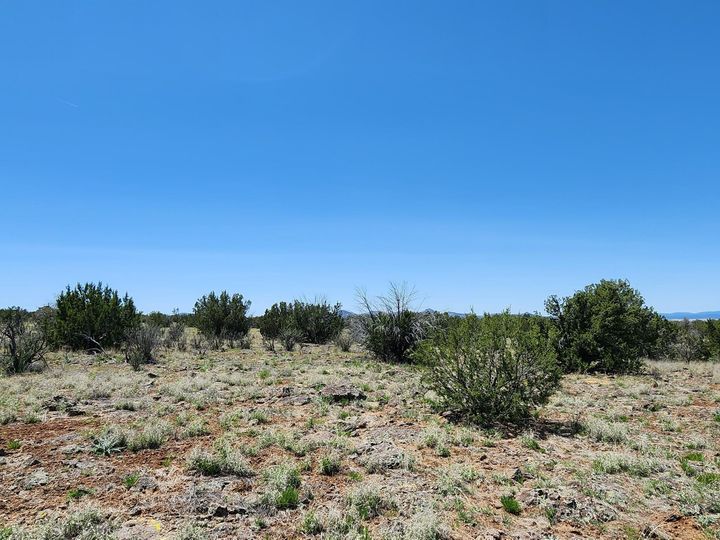 094x N Headwaters Rd, Chino Valley, AZ | Under 5 Acres. Photo 14 of 34