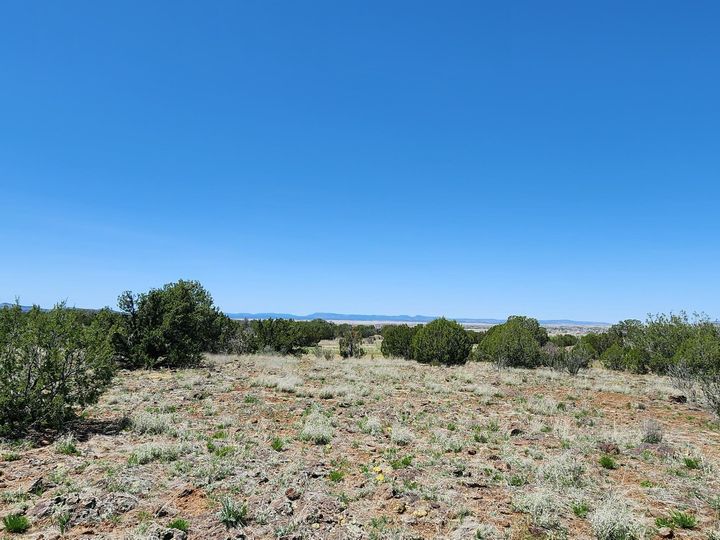 094x N Headwaters Rd, Chino Valley, AZ | Under 5 Acres. Photo 16 of 34