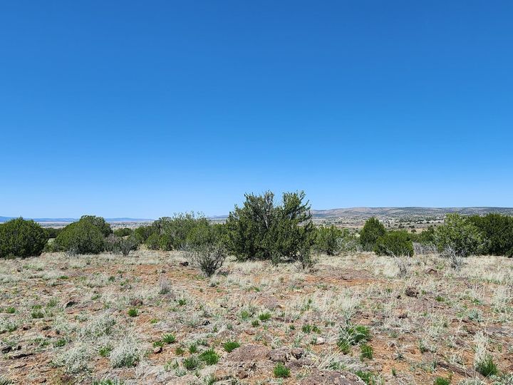 094x N Headwaters Rd, Chino Valley, AZ | Under 5 Acres. Photo 18 of 34