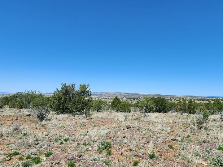 094x N Headwaters Rd, Chino Valley, AZ | Under 5 Acres. Photo 4 of 34