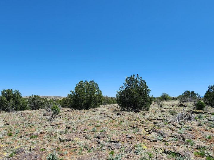 094x N Headwaters Rd, Chino Valley, AZ | Under 5 Acres. Photo 8 of 34