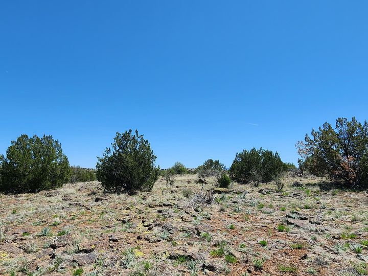 094x N Headwaters Rd, Chino Valley, AZ | Under 5 Acres. Photo 9 of 34