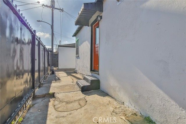 1016 W 99th St, Los Angeles, CA | . Photo 27 of 41