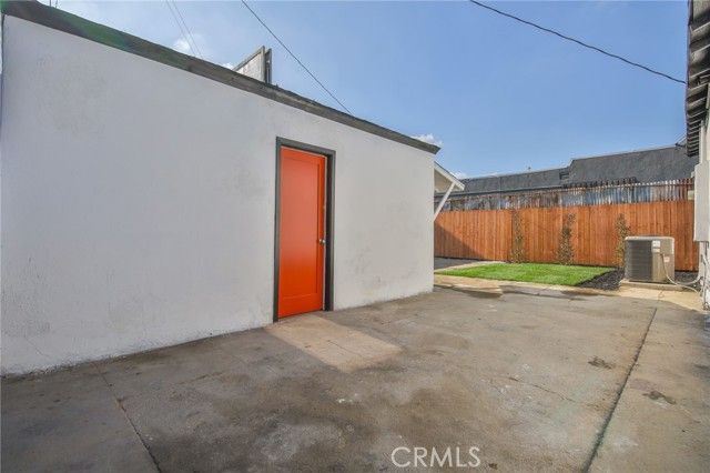 1016 W 99th St, Los Angeles, CA | . Photo 32 of 41