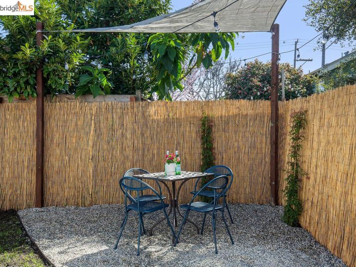 1045 56th St, Oakland, CA | North Oakland. Photo 26 of 32