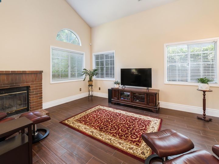 1060 Green Point Ct, Concord, CA | Live Oak. Photo 8 of 27