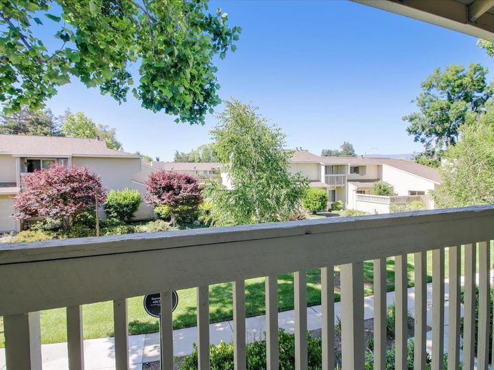 1070 Michelangelo Dr, Sunnyvale, CA, 94087 Townhouse. Photo 27 of 33