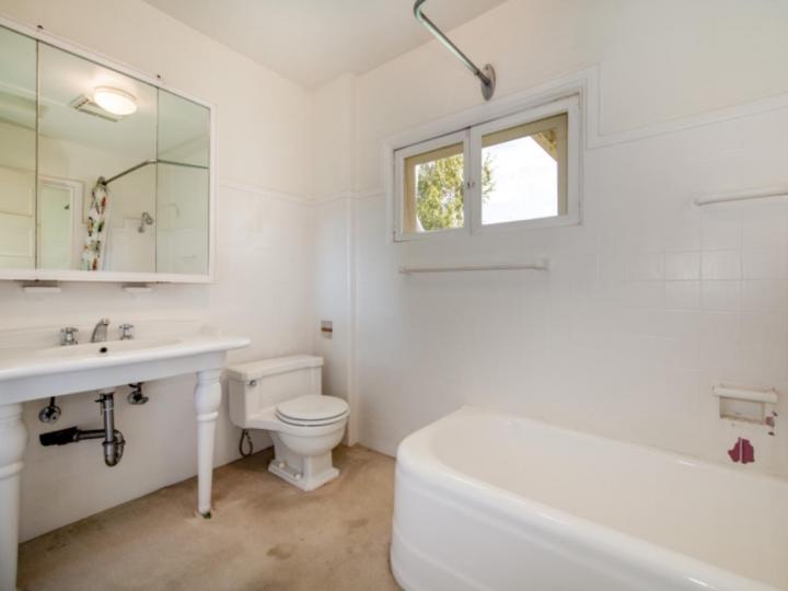1081 Forest Ave, Palo Alto, CA | . Photo 15 of 24