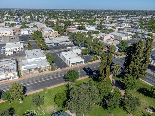 113 S M St Tulare CA 93274. Photo 32 of 33