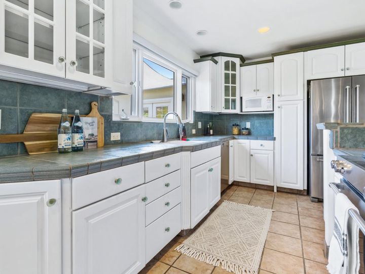 1146 Crest Ave, Pacific Grove, CA | . Photo 10 of 29