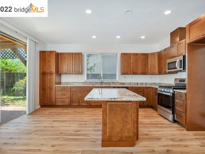 1152 Springhaven Ct, Brentwood, CA | Brentwood. Photo 15 of 46