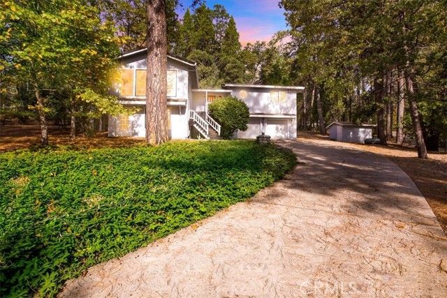 11696 Lower Colfax Rd, Grass Valley, CA | . Photo 3 of 60