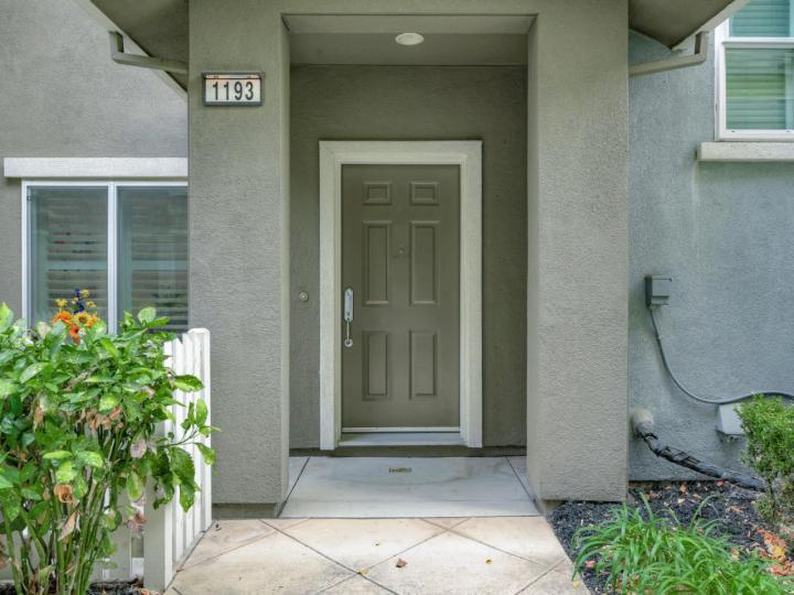 1193 Sierra Madres Ter, San Jose, CA, 95126 Townhouse. Photo 2 of 40
