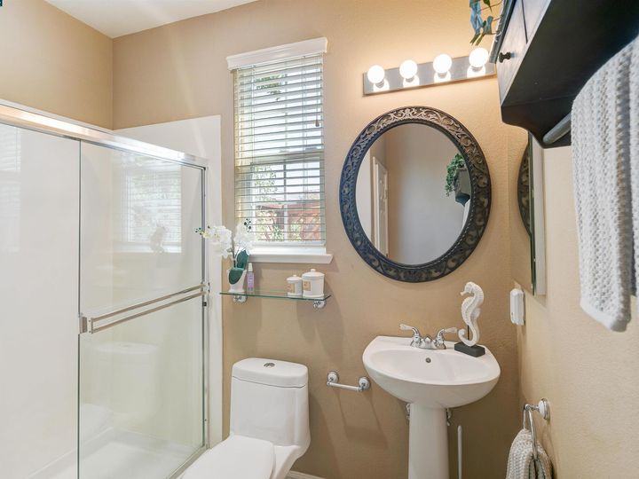 1202 Silverton Way, Brentwood, CA | Brentwood. Photo 15 of 36