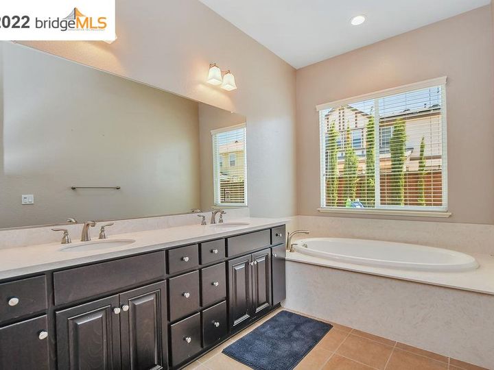124 French Dr, Brentwood, CA | Brentwood. Photo 24 of 36