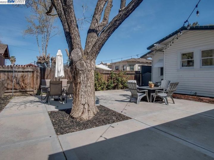 1303 Roosevelt Ave, Tracy, CA | Downtown. Photo 28 of 32