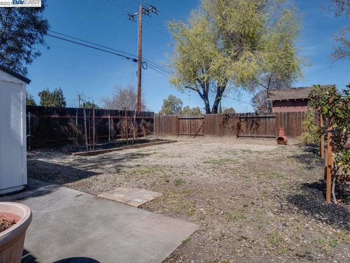 1303 Roosevelt Ave, Tracy, CA | Downtown. Photo 29 of 32