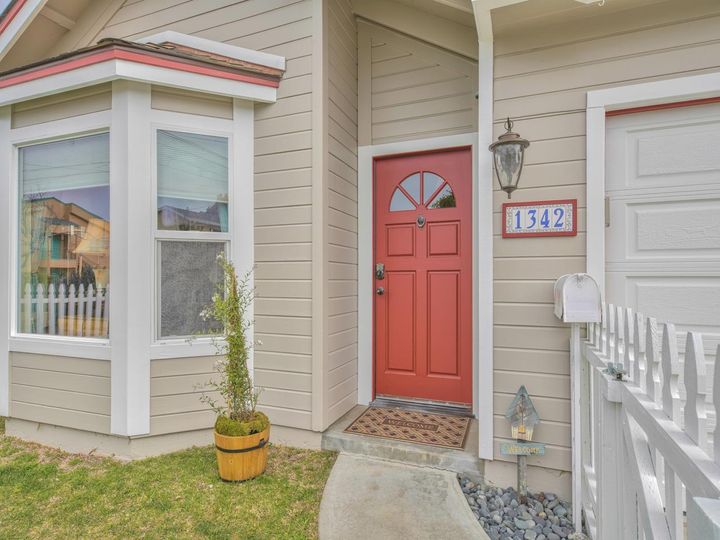 1342 Kenneth St, Seaside, CA | . Photo 4 of 37