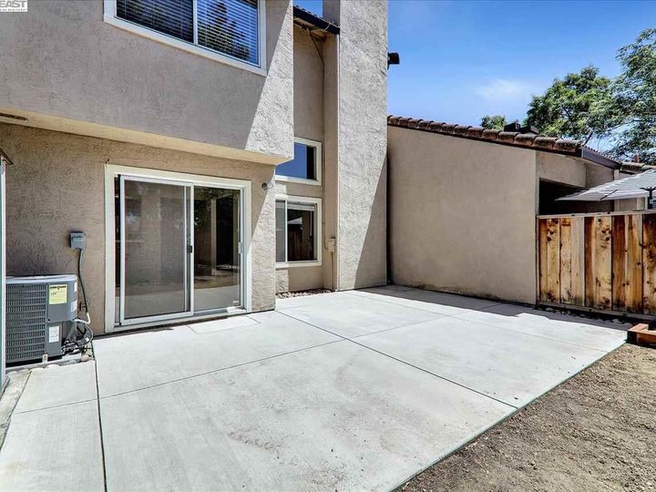 1343 Chateau, Livermore, CA, 94550 Townhouse. Photo 18 of 39