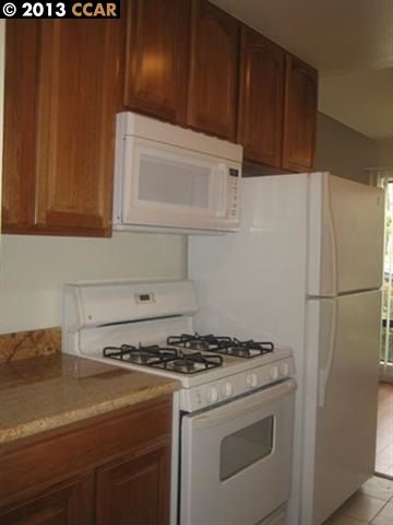 Rental 1355 Kenwal Rd unit #A, Concord, CA, 94521. Photo 9 of 17
