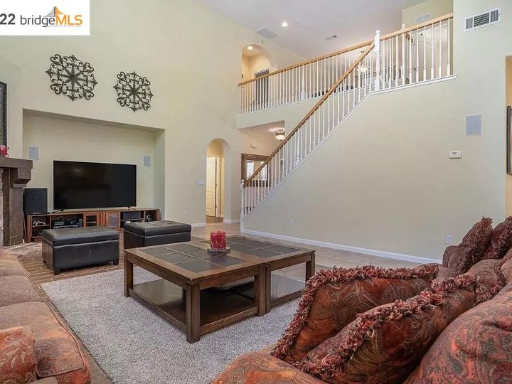 1661 Sassafras Ct, Brentwood, CA | Brentwood. Photo 10 of 47