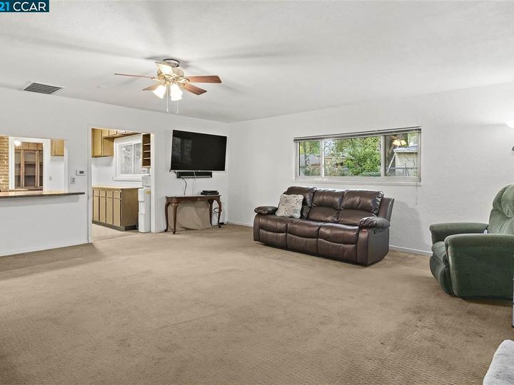 1806 Donna Dr, Pleasant Hill, CA | Gregory Gardens. Photo 15 of 38