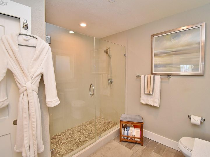 1937 Dolphin Pl, Discovery Bay, CA | Delta Waterfront Access. Photo 18 of 38