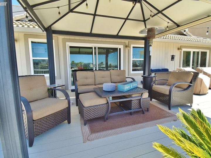 1937 Dolphin Pl, Discovery Bay, CA | Delta Waterfront Access. Photo 31 of 38