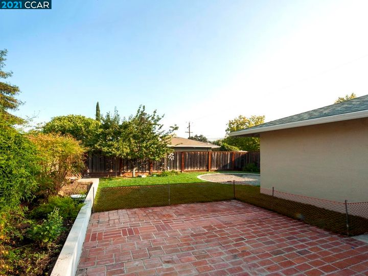 2038 Elinora Dr, Pleasant Hill, CA | Gregory Gardens. Photo 13 of 19