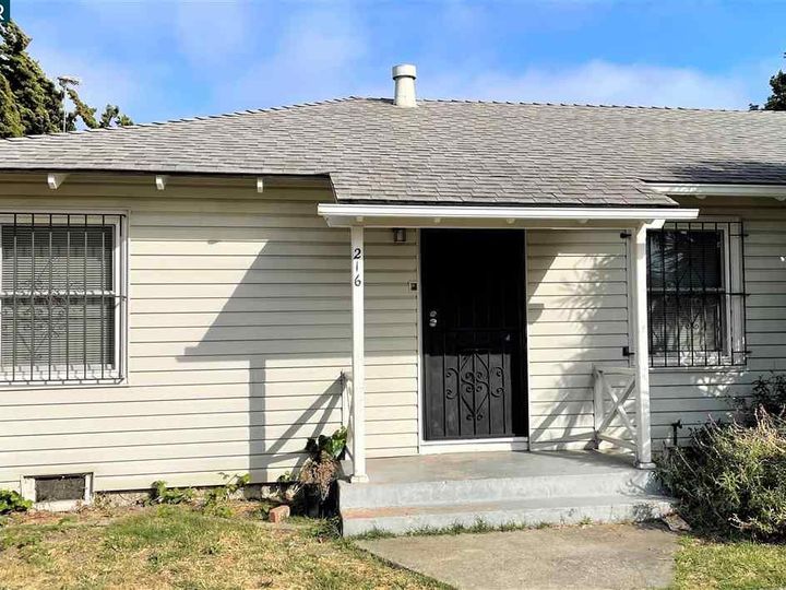 216 Garrard Blvd Richmond CA Multi-family home. Photo 1 of 14