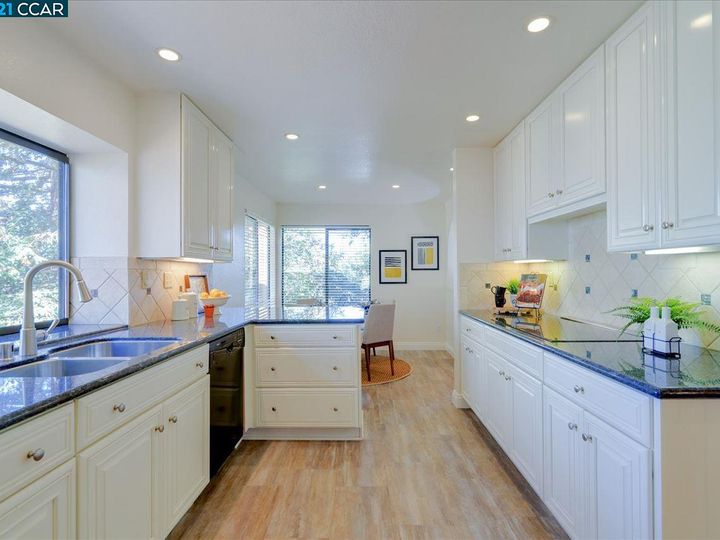 22 Pineview Ct, Pleasant Hill, CA | . Photo 13 of 39