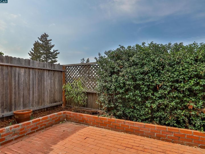 2267 Clearview Cir, Benicia, CA, 94510 Townhouse. Photo 22 of 22