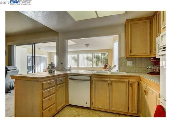 2356 Gomes Rd, Fremont, CA | Mission. Photo 13 of 31