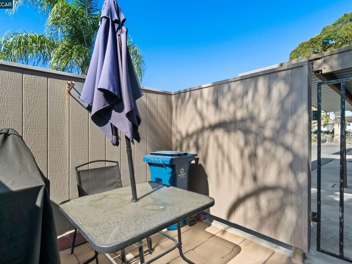 2501 Georgetown Ln, Antioch, CA, 94509 Townhouse. Photo 34 of 39