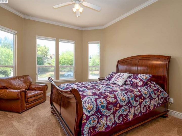 2516 Bess Ave, Livermore, CA | Tapestry. Photo 11 of 28