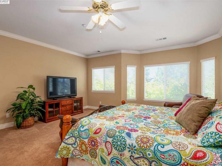 2516 Bess Ave, Livermore, CA | Tapestry. Photo 12 of 28