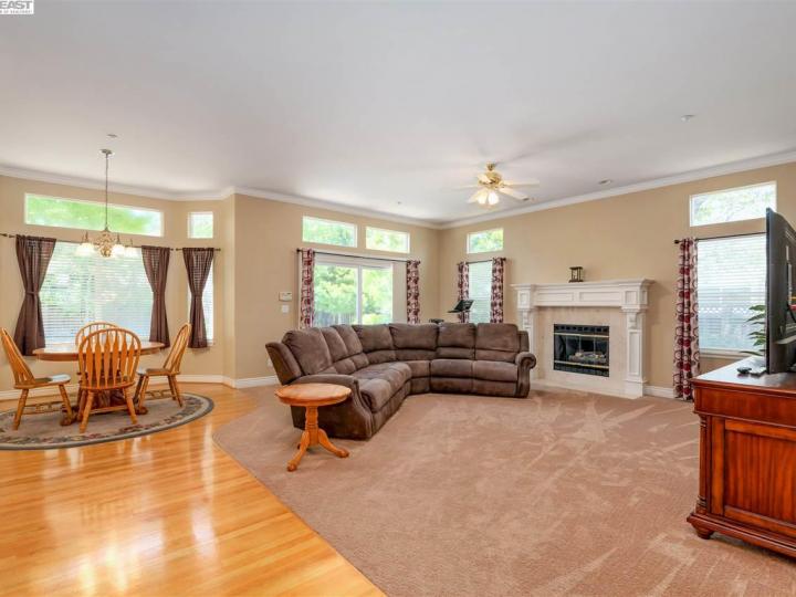 2516 Bess Ave, Livermore, CA | Tapestry. Photo 10 of 28