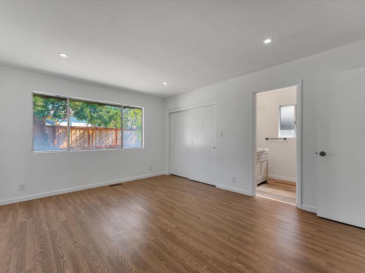 2520 Delmer St, Oakland, CA | Dimond Heights. Photo 30 of 37