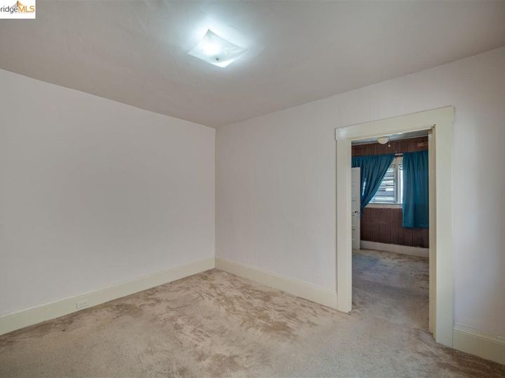 2611 Cole St, Oakland, CA | Maxwell  Park. Photo 20 of 28