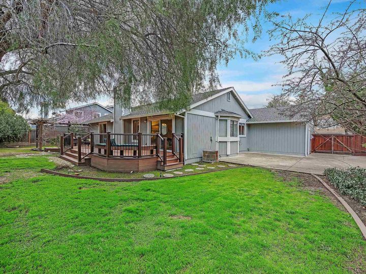 264 Mulqueeney St, Livermore, CA | Brookmeadow Park. Photo 6 of 40