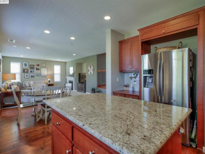 2735 Rivers Bend Cir, Livermore, CA | . Photo 16 of 37