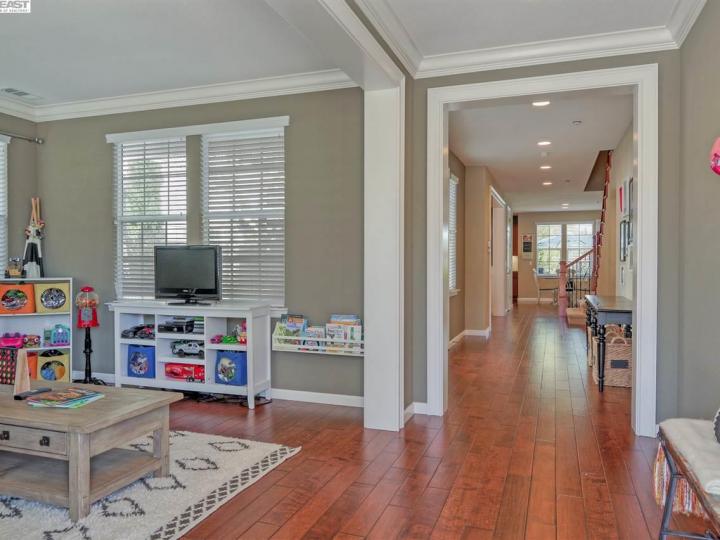 2735 Rivers Bend Cir, Livermore, CA | . Photo 5 of 37