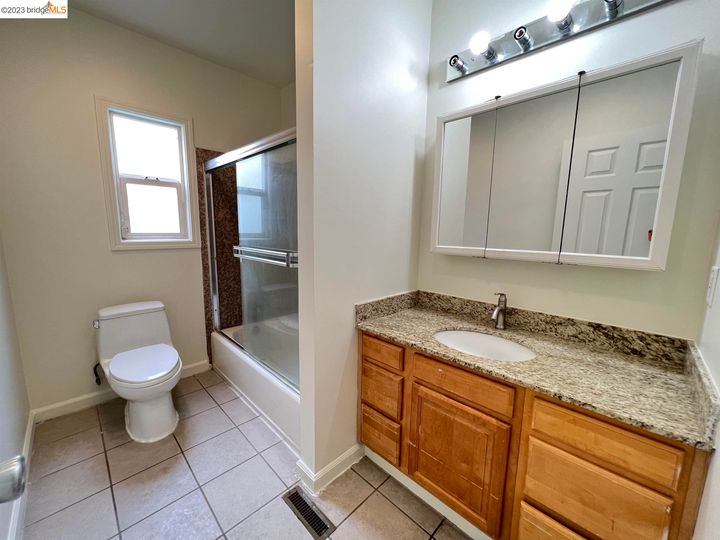 2736 74th Ave, Oakland, CA | Eastmont. Photo 10 of 20