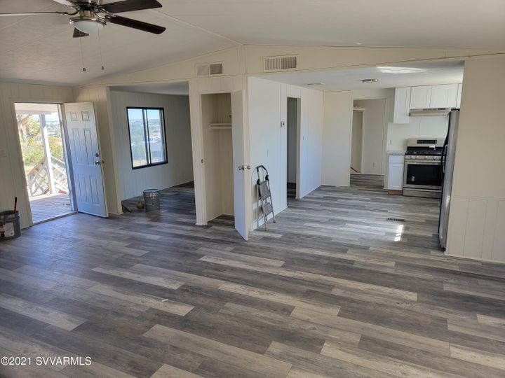 2920 N Navajo Dr, Chino Valley, AZ | Residential & Mobile. Photo 11 of 57
