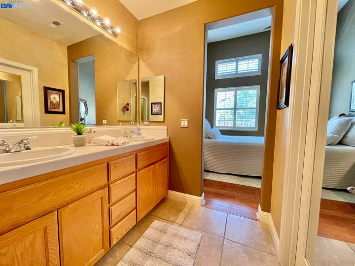 2934 Lundin Ln, Brentwood, CA | Shadow Lakes. Photo 27 of 45