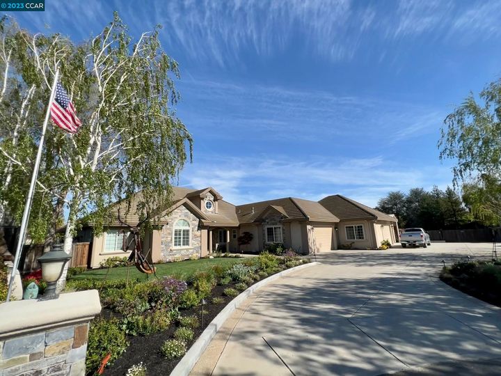 2950 Almondwood Pl, Oakley, CA | Neroly Estates. Photo 1 of 60