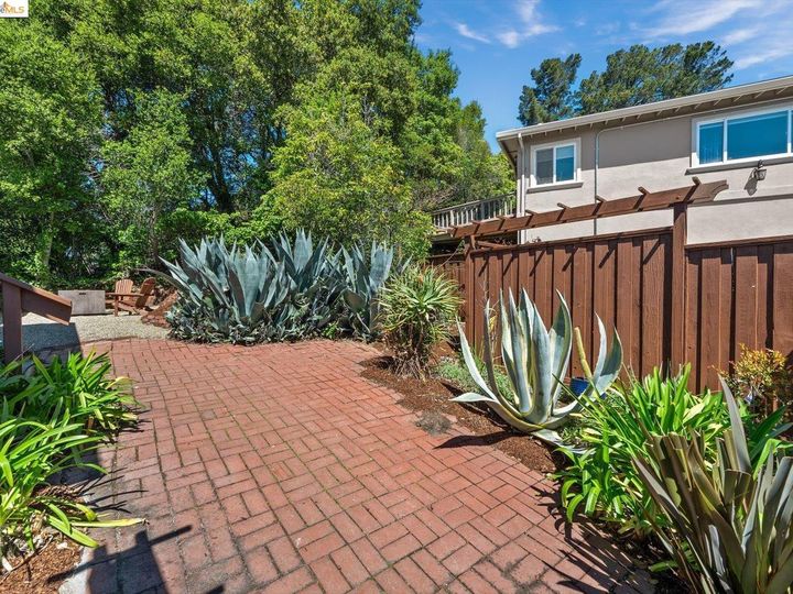 3108 Carlsen St, Oakland, CA | Lincoln Heights. Photo 40 of 53