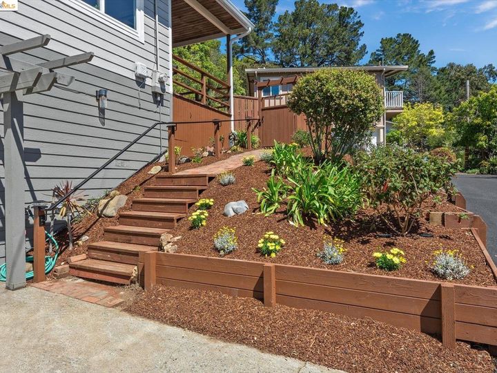 3108 Carlsen St, Oakland, CA | Lincoln Heights. Photo 43 of 53