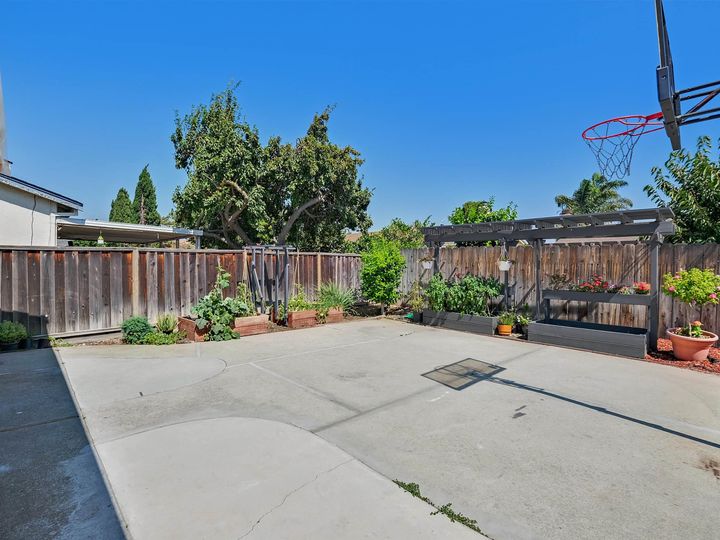 32471 Lois Way, Union City, CA | New Haven. Photo 33 of 34