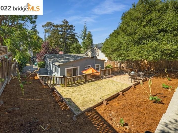 3414 Pierson St, Oakland, CA | Maxwell  Park. Photo 23 of 27